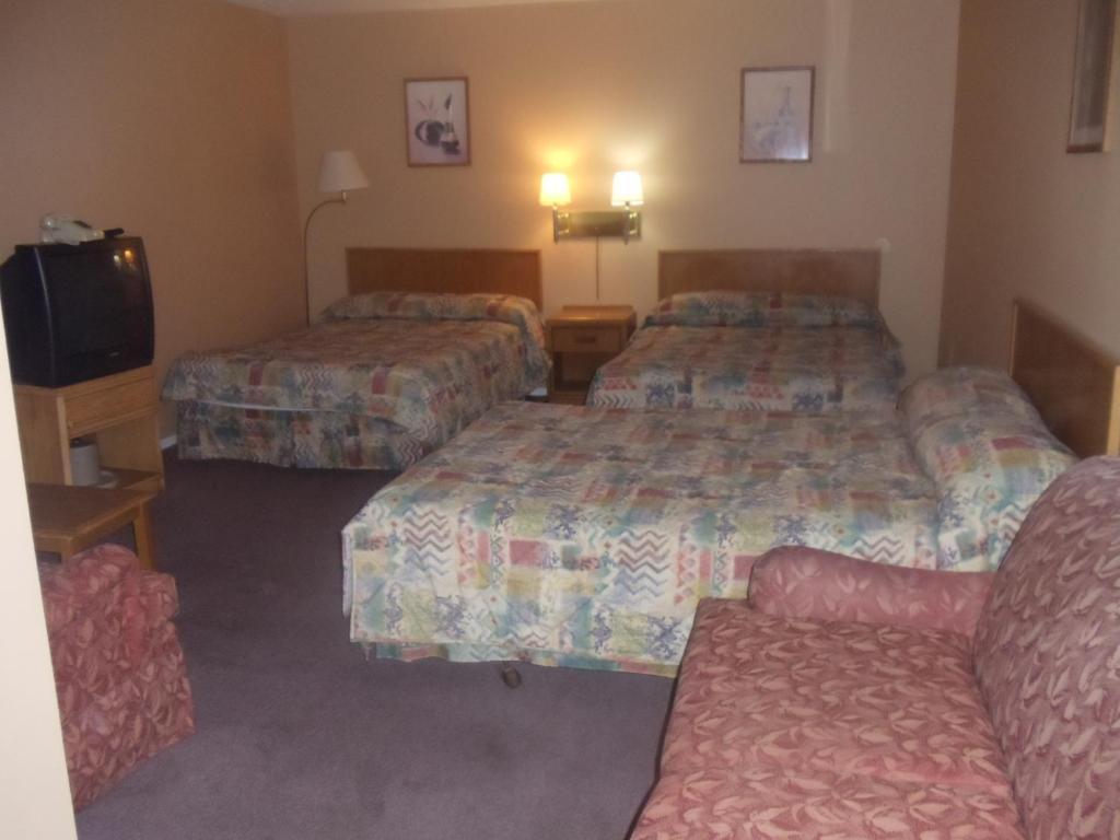 Caravan 2* Niagara Falls