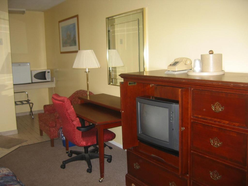 Caravan Motel 2*